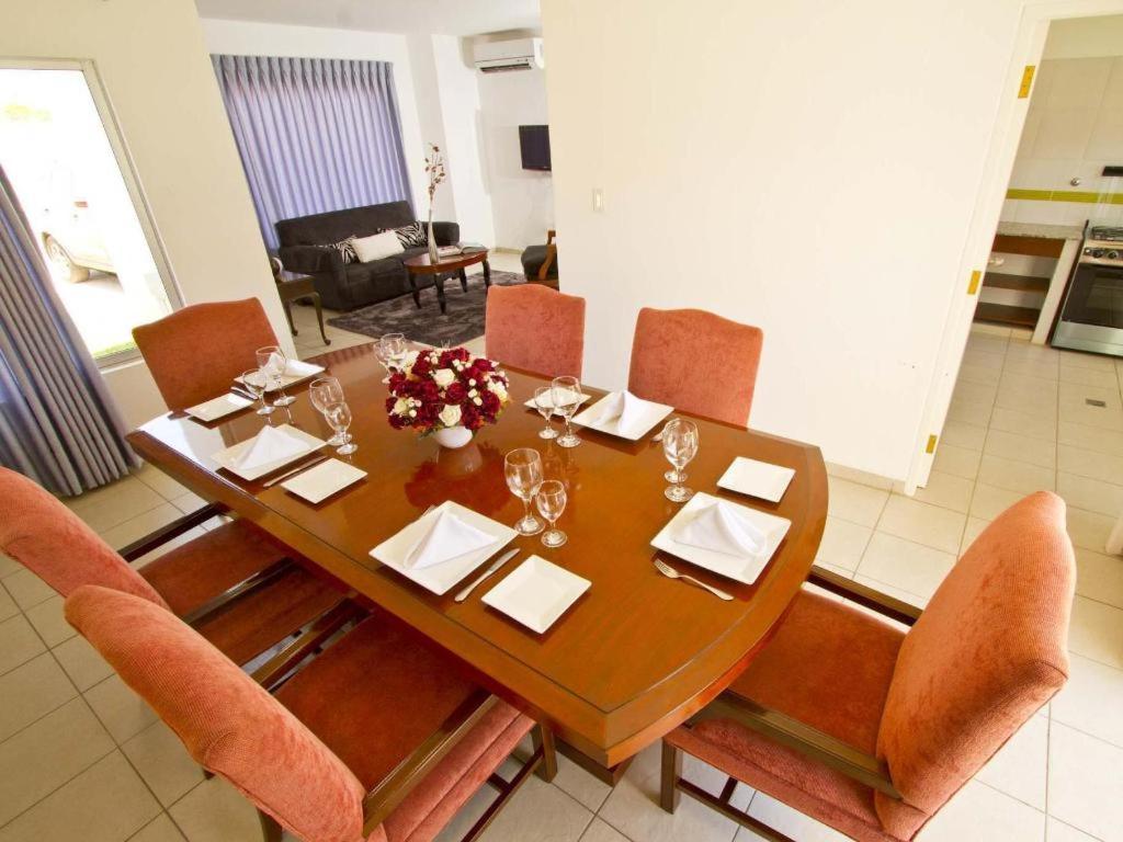 Terranova Suites Santa Cruz de La Sierra Bagian luar foto