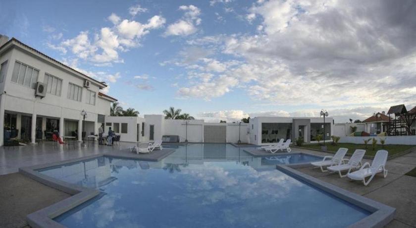 Terranova Suites Santa Cruz de La Sierra Bagian luar foto